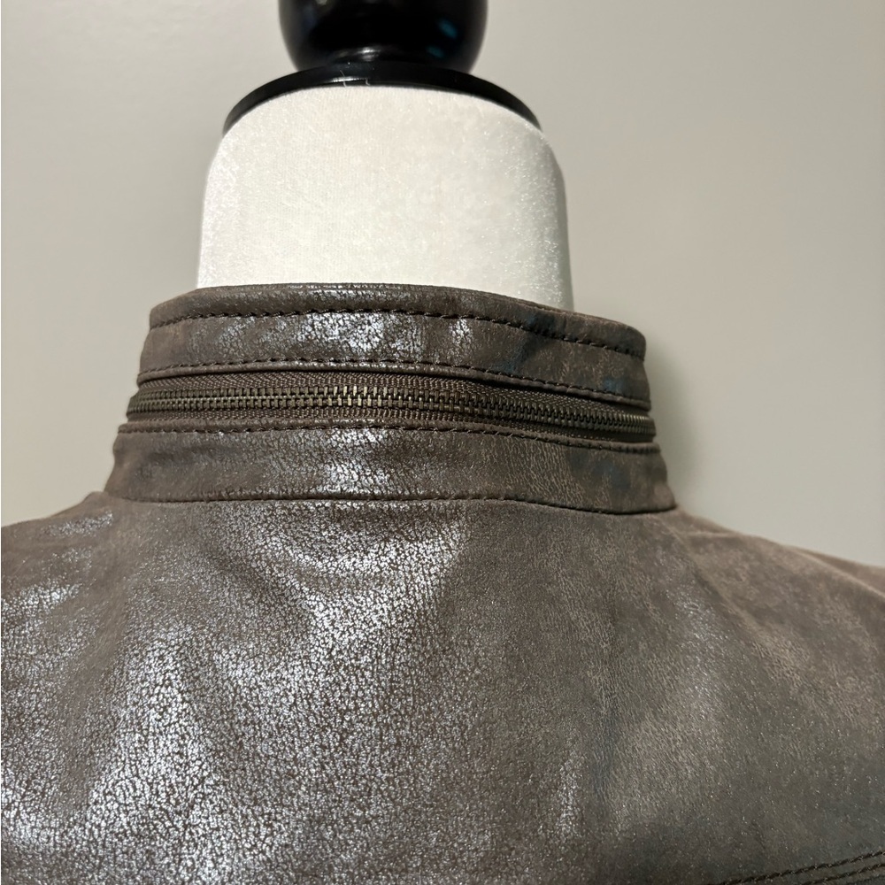 Danier Metallic Leather Moto Style Jacket - Picture 11 of 16